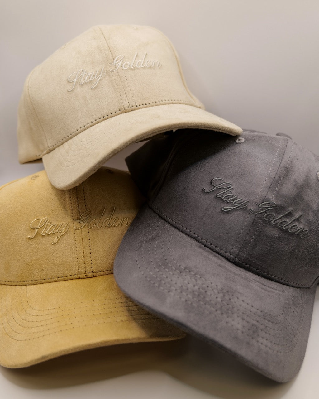 Elle Sera Suede Look Cap