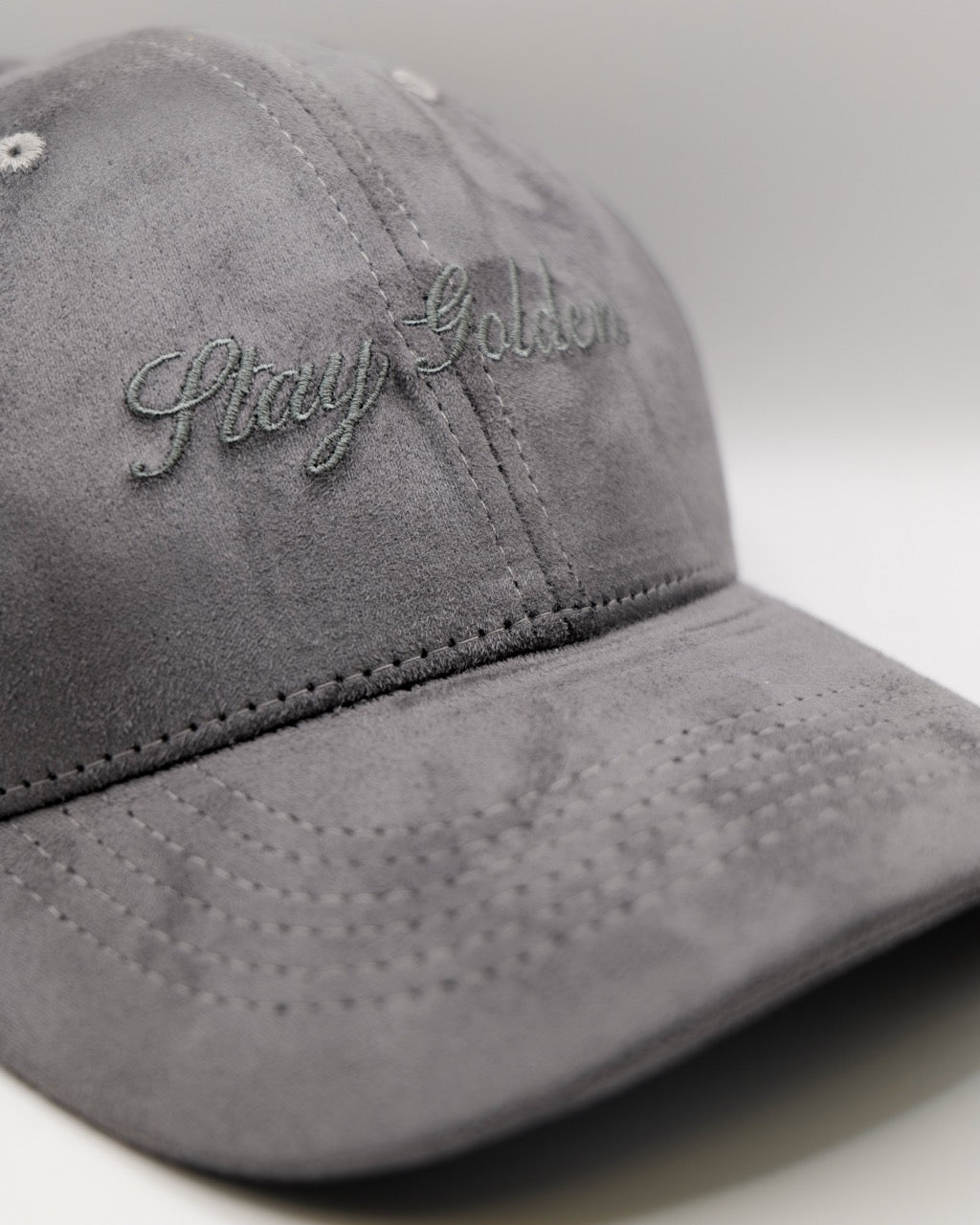 Elle Sera Suede Look Cap